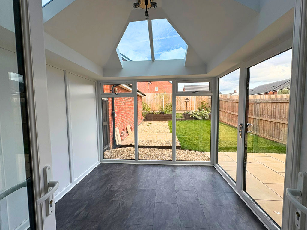 8 Bullrush Close